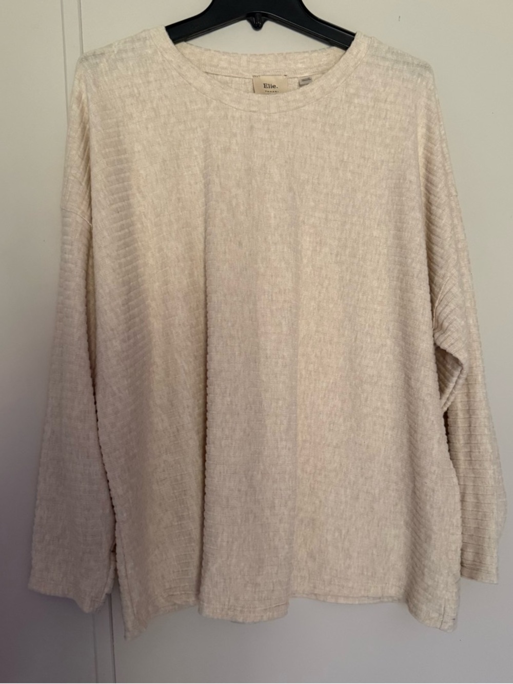 Tahari Cream Ribbed Long Sleeve Top